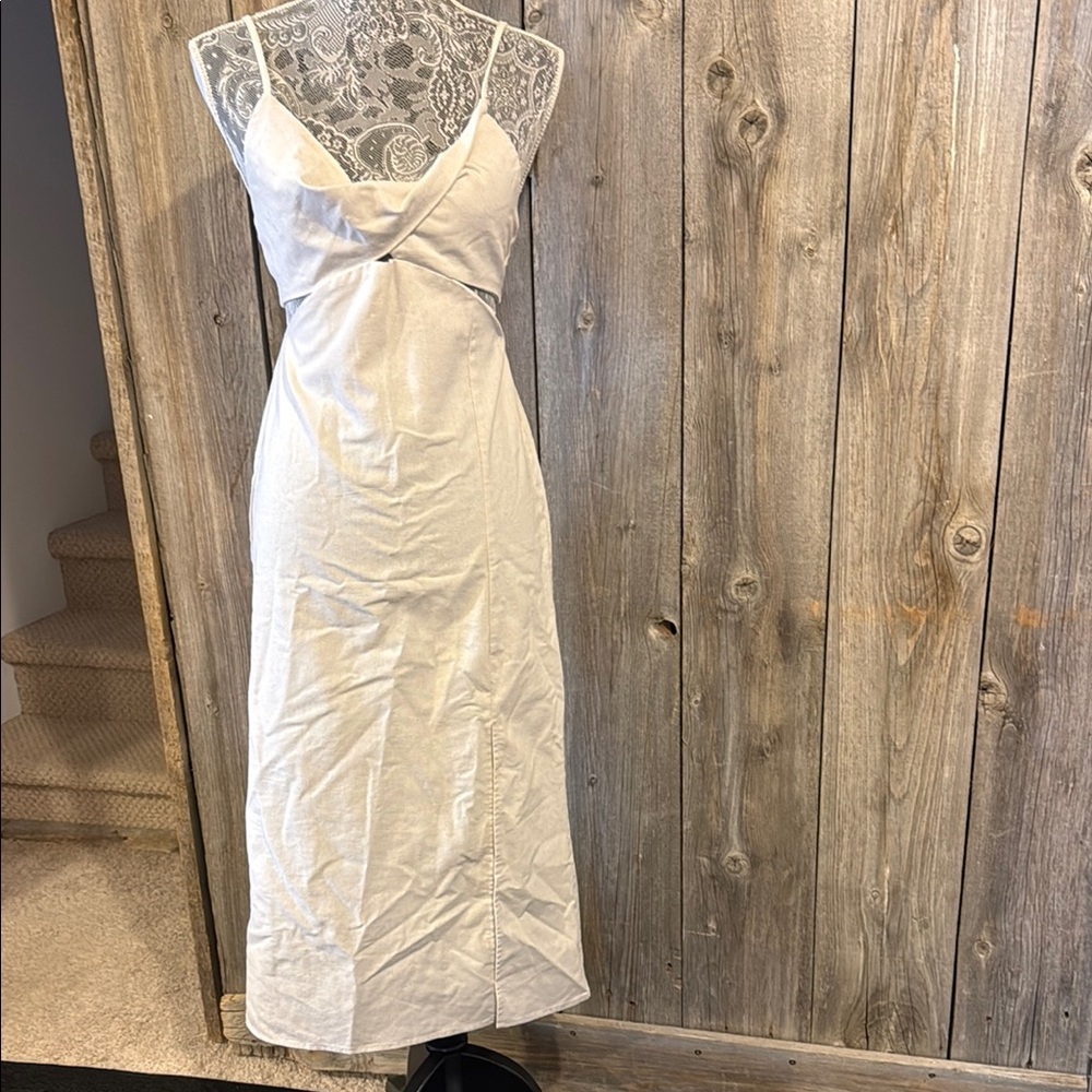 Elegant White Lace Dress size M